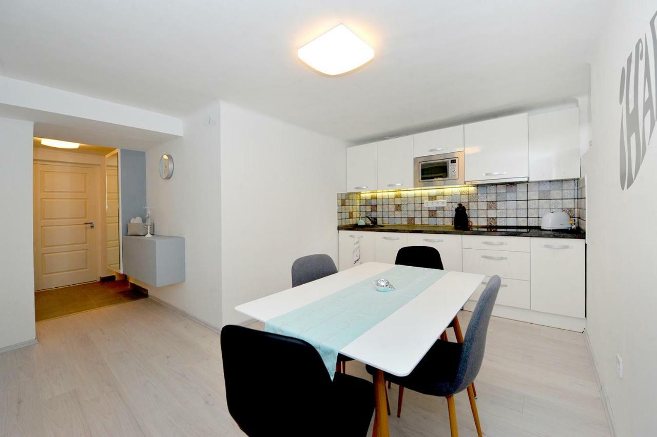 Pure Apartman ペーチ エクステリア 写真